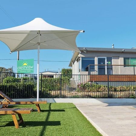 Crestview Tourist Park Hotel Кеанбеан Екстериор снимка